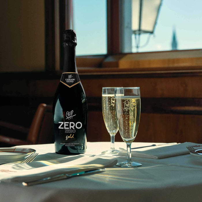 Zero Zero Gold Alcohol Free Sparkling Wine (6x750mL)